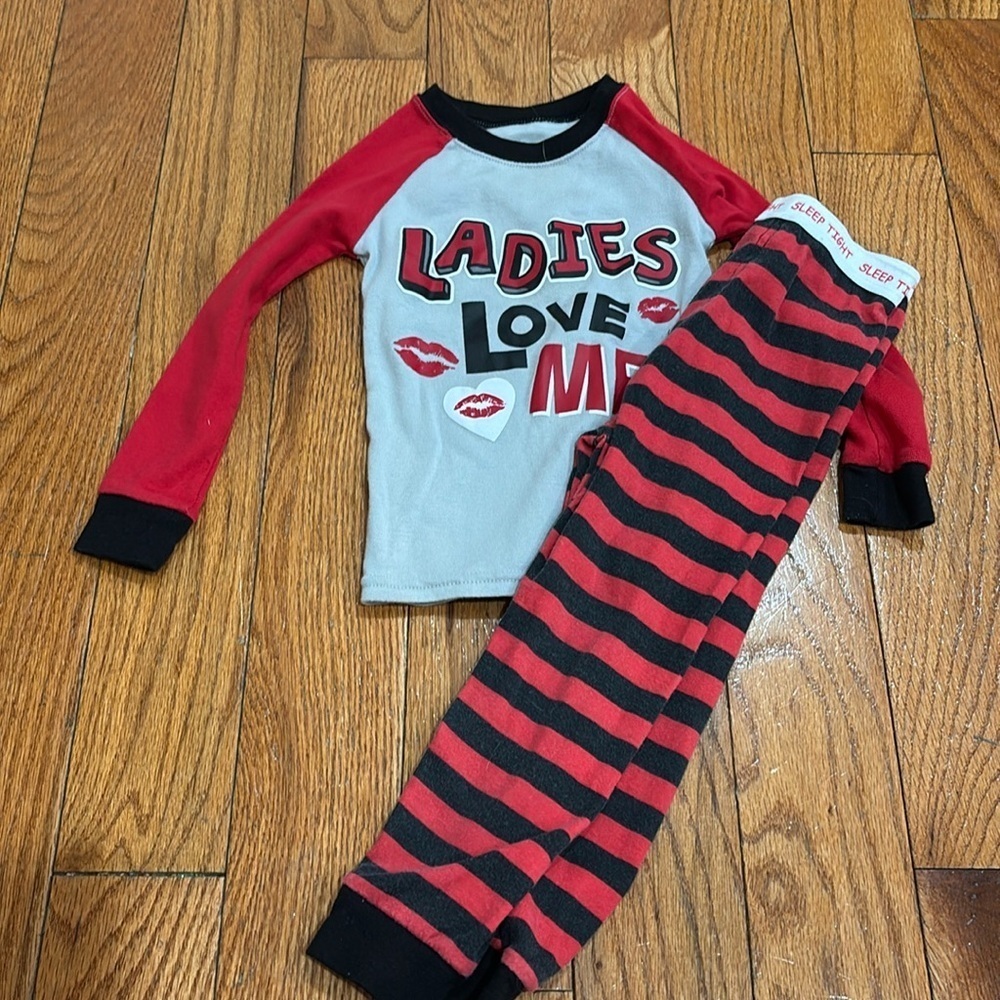 Ladies Love Me size 3T baby boy valentines pajama set- pants and long sleeve